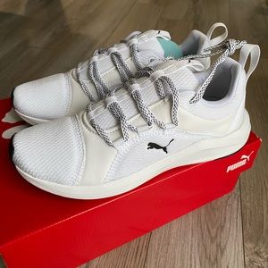 Women’s Puma running sneakers